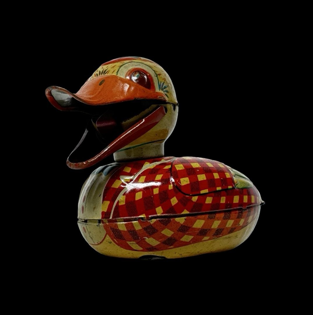 Vintage 1950s ALPS Japan Tin Litho Duck Toy: Good vintage condition with wear and patina according to use and age, please see pictures. Measures approx. 4 1/2" long and 2" wide and 3" high. Made in Japan.