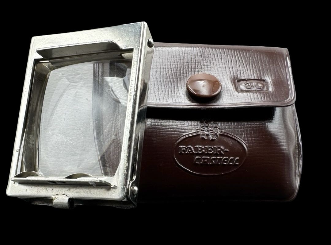Rare Vintage FABER-CASTELL Germany Magnifying Glass /w Brown Leatherette Case: Very good vintage condition. Measures approx. 3" long, 2.25" wide, 1" high. Weighs approx. 64.41 grams.