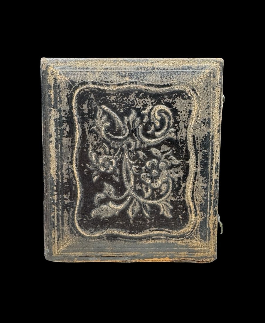 Very Rare Ornate Antique Daguerreotype Photography of a Child in Case: Very good antique condition with minor patina according to age. Measures approx. 3 1/4" long and 3 3/4" wide and 1/2" high.