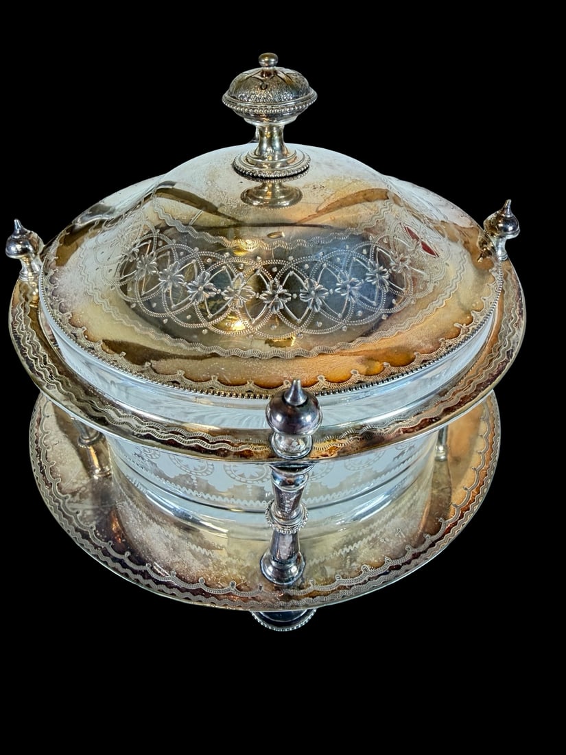 Antique Silverplate & Glass Caviar Dish: Very good vintage condition with minor patina according to age. Measures approx. 6" long x 6" wide x 6" high.
