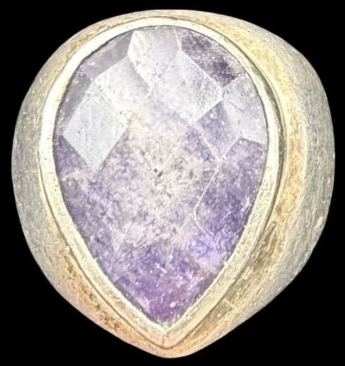 Gorgeous Vintage Sterling Silver Purple Rhinestone Ring: Good vintage condition w/ patina and wear according to age and use, see pictures. Measures approx. 3/4" long and 1/2" wide and weighs ca. 14.8 grams. The ring is a size 7. Tested Sterling Silver