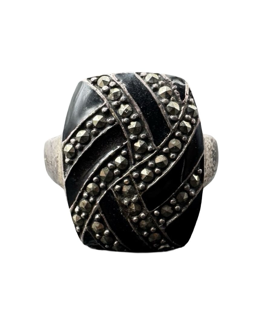 Beautiful Vintage Art Deco Style Sterling Silver Ring w/ Black Enamel and Marcasites: Good vintage condition w/ patina and wear according to age and use, see pictures. Measures approx. 1" long, 1" wide. Weighs approx. 10.55 grams. The ring is a size is 7.5. Marked for Sterling Silver. 