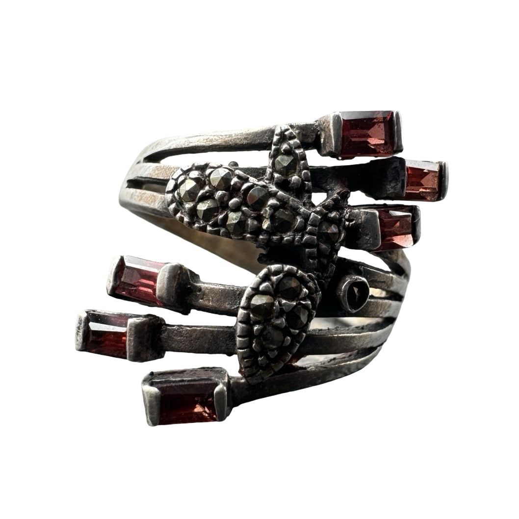 Unusual & Gorgeous Vintage Sterling Silver Ring w/ Red Rectangular Garnets: Good vintage condition w/ patina and wear according to age and use, see pictures. Measures approx. 1" long, 1" wide. Weighs approx. 3.99 grams. The ring is a size 7.5. Marked for Sterling Silver.