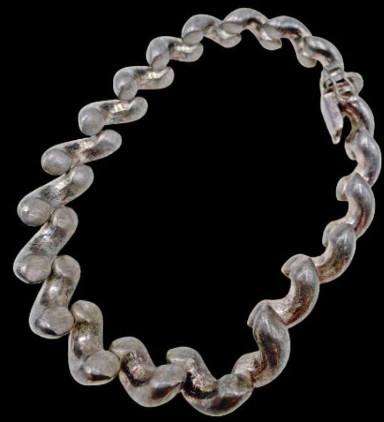 Stunning Ornate Vintage Sterling Silver Bracelet (1 of 3)