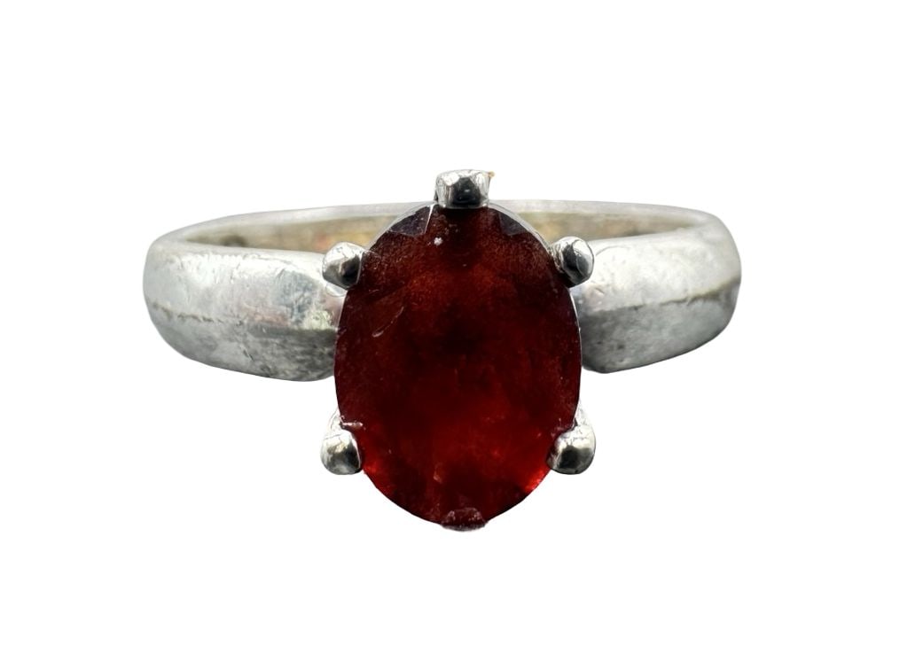 Beautiful Vintage Sterling Silver & Red Solitaire Gemstone Ring: Good vintage condition w/ patina and wear according to age and use, see pictures. Measures approx. 1" long, 1" wide. Weighs approx. 2.79 grams. The ring is a size is 7. Marked for Sterling Silver.