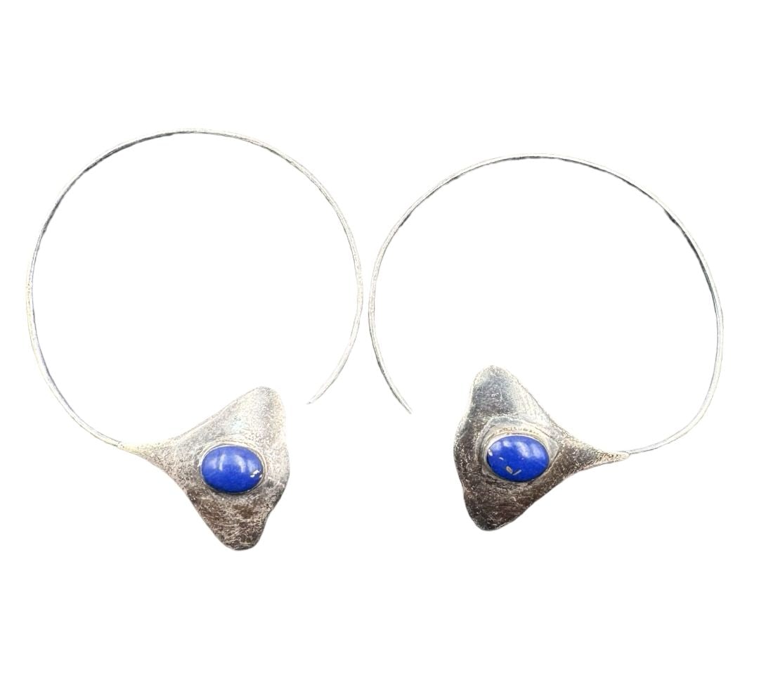 Gorgeous Vintage Mid-Century Modern Handcrafted Sterling Silver Earrings w/ Lapis Lazuli: Good vintage condition w/ patina and wear according to age and use, see pictures. Measures approx. 1.5" long, 1.5" wide. Weighs approx. 3.78 grams. Marked for Sterling Silver.