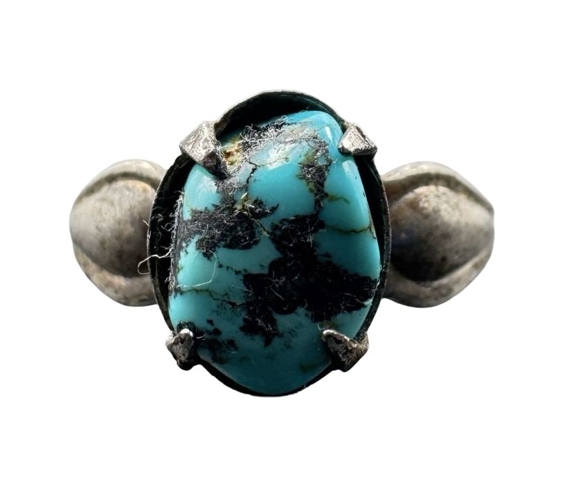 Beautiful Vintage Mid-Century Native American Navajo PACIFIC JEWELRY CO. Sterling Silver & Turquoise: Good vintage condition w/ patina and wear according to age and use, see pictures. Measures approx. 1" long, 3/4" wide. Weighs approx. 2.71 grams.The ring is a size is 7. Tested for Sterling Silver.