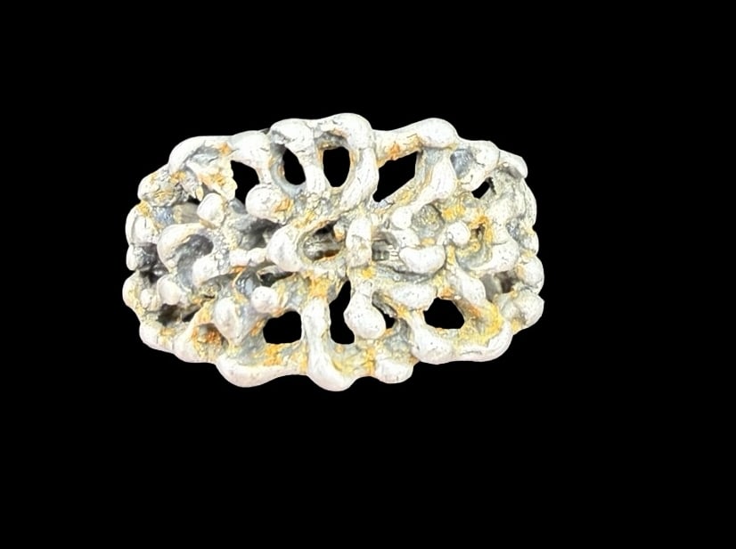 Beautiful Ornate Vintage Mid-Century Brutalist Sterling Silver Ring: Good vintage condition w/ patina and wear according to age and use, see pictures. Weighs ca. 7.6 grams. The ring is a size 8. Tested for Sterling Silver.