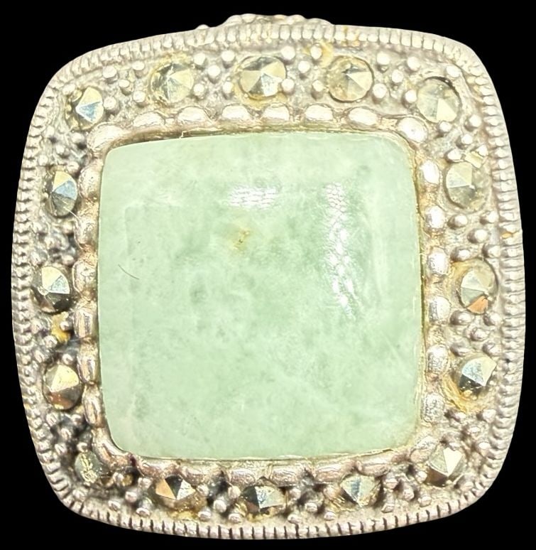 Gorgeous Ornate Vintage Gilt Sterling Silver w/ Marcasite & Green Gemstone Ring: Good vintage condition w/ patina and wear according to age and use, see pictures. Measures approx. 3/4" long and 3/4" wide and weighs ca. 8.1 grams. The Ring is Size 5 3/4. Marked Sterling Silver.