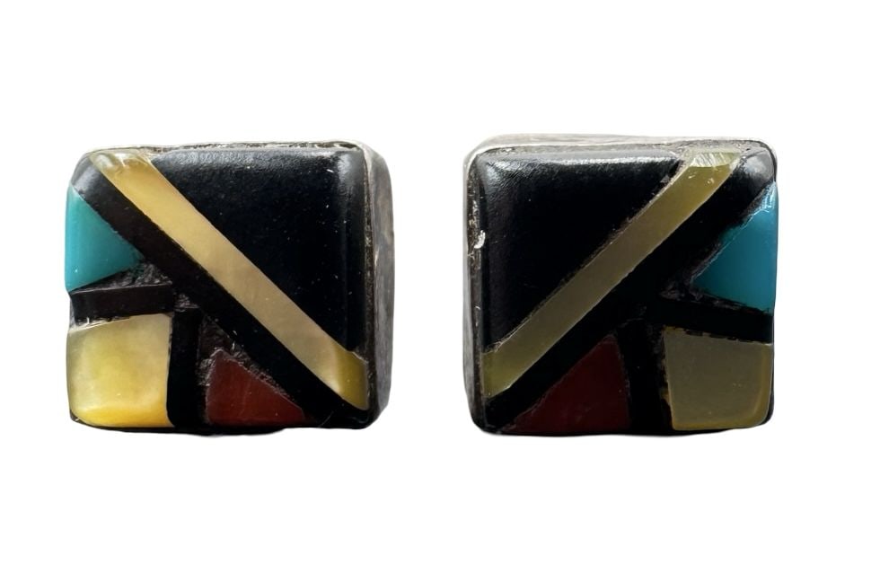 Gorgeous Vintage Native American Zuni Sterling Silver & Inlaid Gemstone Stud Earrings: Good vintage condition w/ patina and wear according to age and use, see pictures. Measures approx. 1/2" long, 1/4" wide. Weighs approx. 1.25 grams. Marked for Sterling Silver.