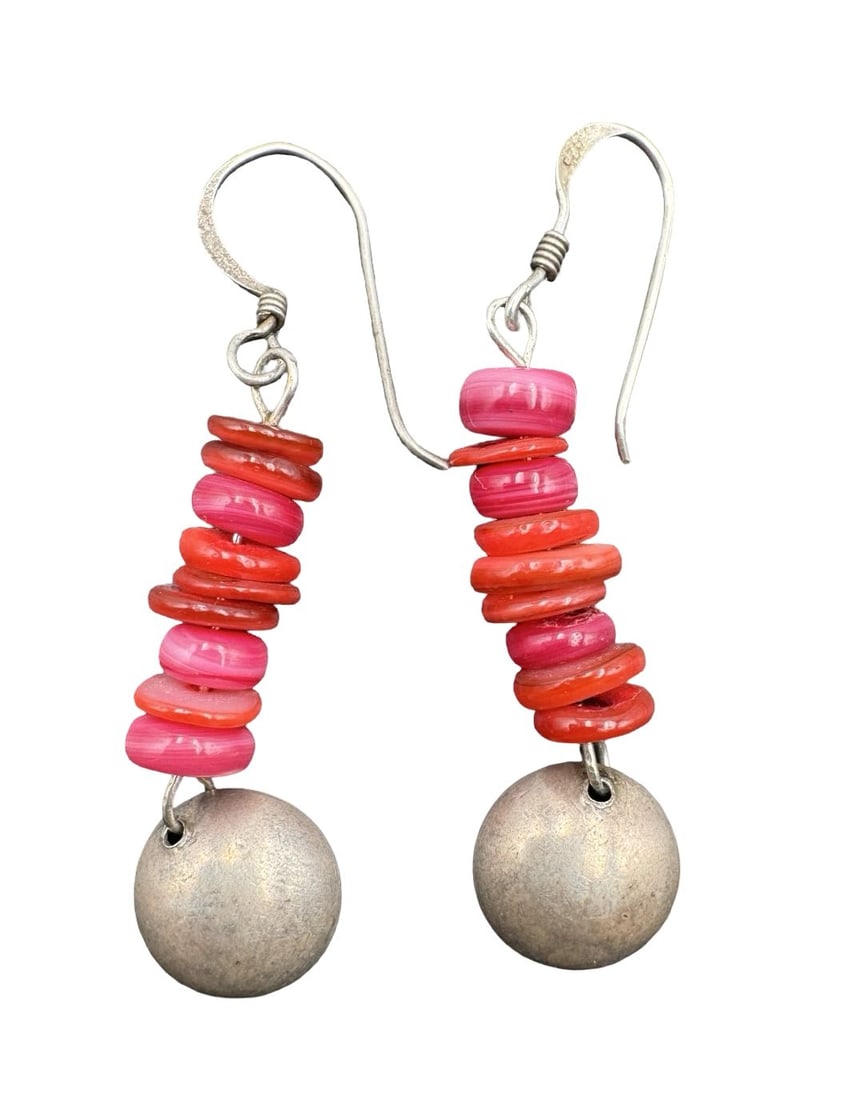 Amazing Vintage Artisan Sterling Silver Earrings w/ Pink & Red Beads: Good vintage condition w/ patina and wear according to age and use, see pictures. Measures approx. 1.75" long, 1/2" wide. Weighs approx. 4.72 grams. Marked for Sterling Silver.