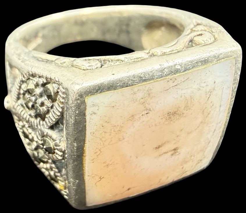 Stunning Ornate Vintage Gilt Sterling Silver w/ Beige Gemstone Ring: Good vintage condition w/ patina and wear according to age and use, see pictures. Measures approx. 1/2" long and 1/2" wide and weighs ca. 9.3 grams. The Ring is Size 6 1/4. Marked Sterling Silver.