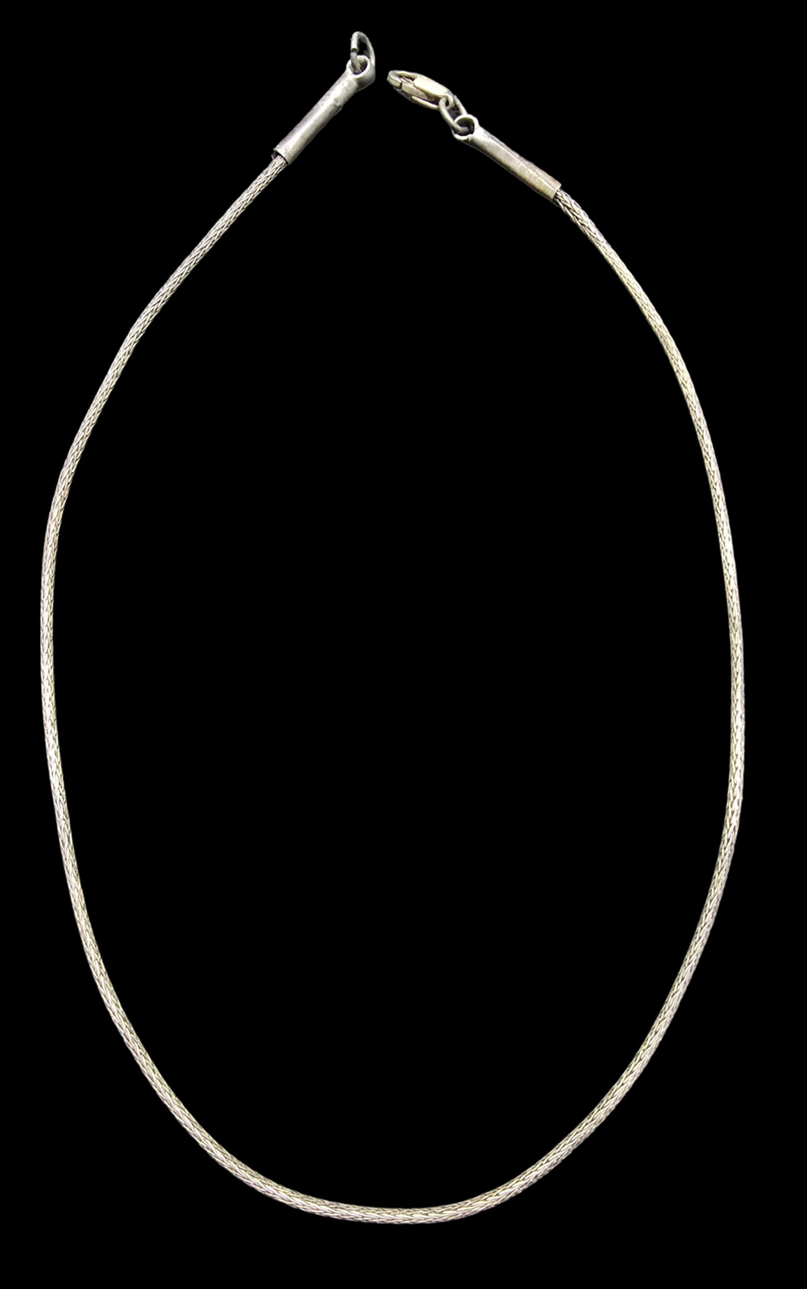 Beautiful Ornate Vintage Sterling Silver Double-Knit Necklace: Good vintage condition w/ patina and wear according to age and use, see pictures. Measures approx. 14" long and weighs ca. 8 grams. Marked Sterling Silver