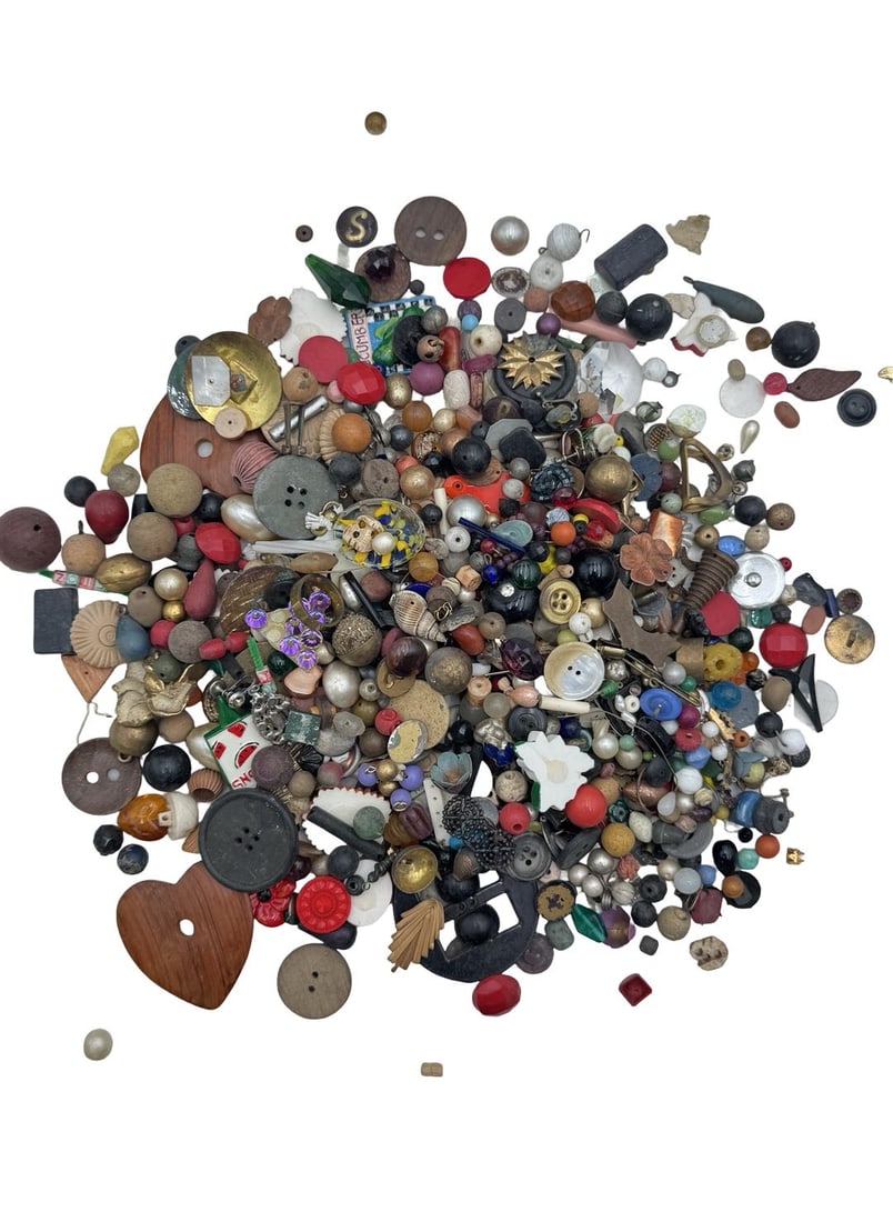 Vintage Jewelry Beads, Sewing Craft Supplies & Mixed Materials Lot (1 of 3)