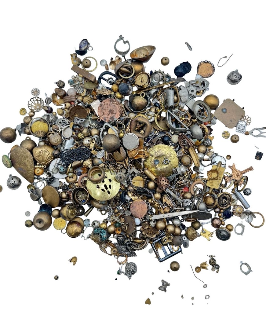 Lot of Vintage Costume Jewelry Parts & Beads for Jewelry Making: Good vintage condition w/ patina and wear according to age and use, see pictures.