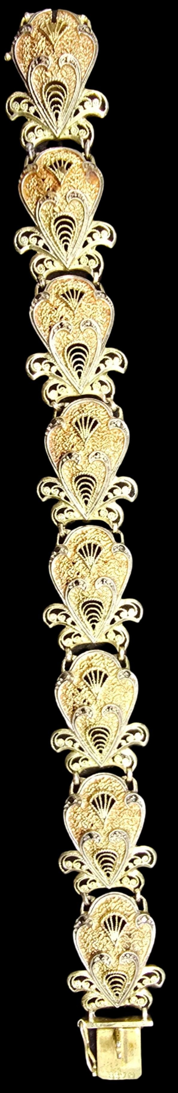 Gorgeous Ornate Vintage 835 Silver Filigree Bracelet: Good vintage condition w/ patina and wear according to age and use, see pictures. Measures approx. 7 1/2" long and weighs ca. 17 grams. Marked for 835 Silver