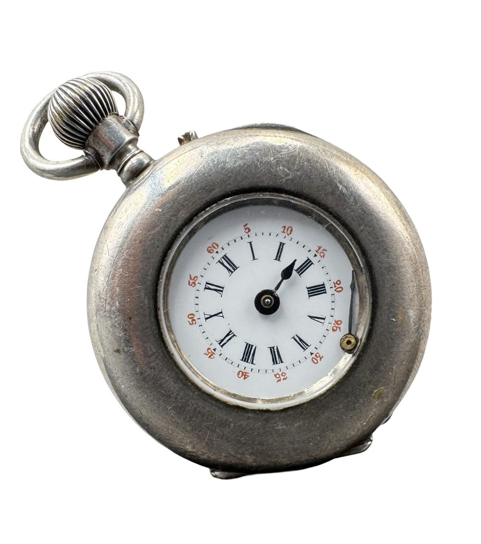 Antique Swiss 800 Silver Ladies Pendant Pocket Watch: Non-fuctional condition. One hand is loose. Case diameter measures approx. 1.25". Weighs approx. 33.01 grams. Marked for 800 Silver.