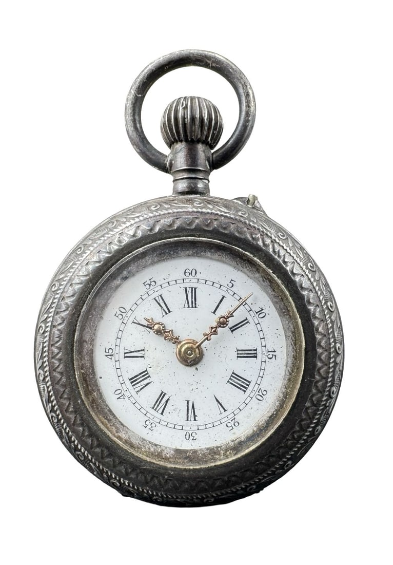 Ornate Antique European 800 Silver Ladies Pocket Watch: Non-functional condition. Case diameter measures approx. 1.1". Weighs approx. 27.42 grams. Marked for 800 Silver.