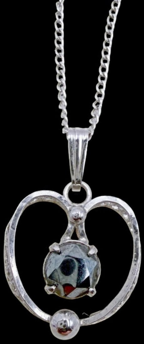 Stunning Ornate Vintage SORRENTO Sterling Silver Necklace & Red Gemstone Pendant: Good vintage condition w/ patina and wear according to age and use, see pictures. Pendant Measures approx. 1" long and 1/2" wide and weighs ca. 3.6 grams. Necklace is 18" long and 1/16" wide. Marked S