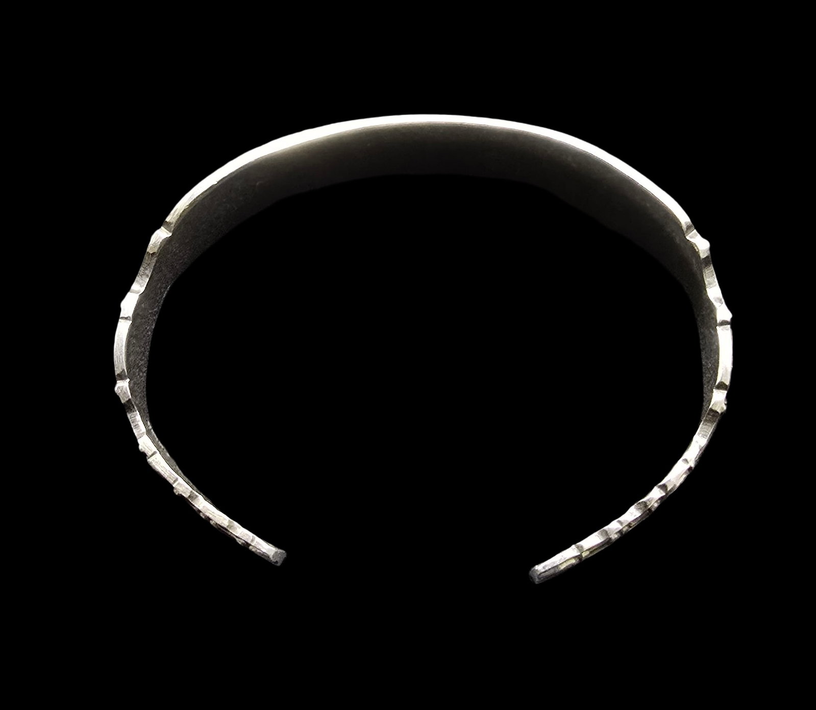Gorgeous Ornate Vintage Sterling Silver Bracelet: Good vintage condition w/ patina and wear according to age and use, see pictures. Measures approx 3" wide. Weighs ca. 27 grams. Marked Sterling Silver