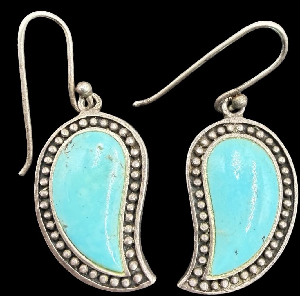Stunning Ornate Vintage THAILAND Sterling Silver & Turquoise Gemstones Pendant: Good vintage condition w/ patina and wear according to age and use, see pictures. Measures approx. 1 1/2" long and 3/4" wide and weighs ca. 9 grams. Marked Sterling Silver & THAILAND