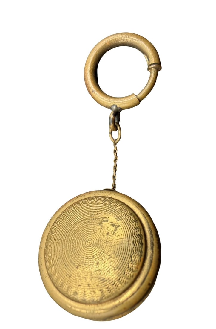 Antique Gold-Tone Metal Retractable Watch Chain Brooch / Chatelaine Pin / Mechanical Watch Winder: Very good vintage condition with minor patina according to age. Measures approx. 2" long and 1" wide and weighs ca. 11.7 grams. Does not extend / retract anymore.