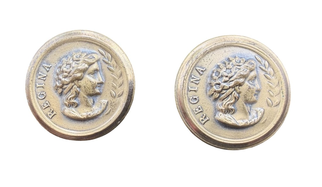 Gorgeous Ornate Vintage Gold Filled "Regina" Queen Portrait Cufflinks: Very good vintage condition with minor patina according to age. Measures approx. 3/4" long and 1" wide and 1/4" high and weighs ca. 16.6 grams.