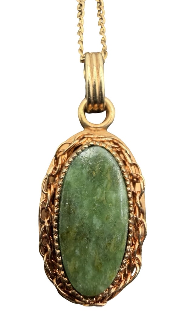 Stunning Ornate Vintage Gold Filled Necklace /w Green Gemstone Pendant: Very good vintage condition with minor patina according to age. Pendant measures approx. 3/4" long and 1/2" wide and total weight is ca. 2.6 grams. Necklace is 18" long and 1/4" wide. Marked for Gold 