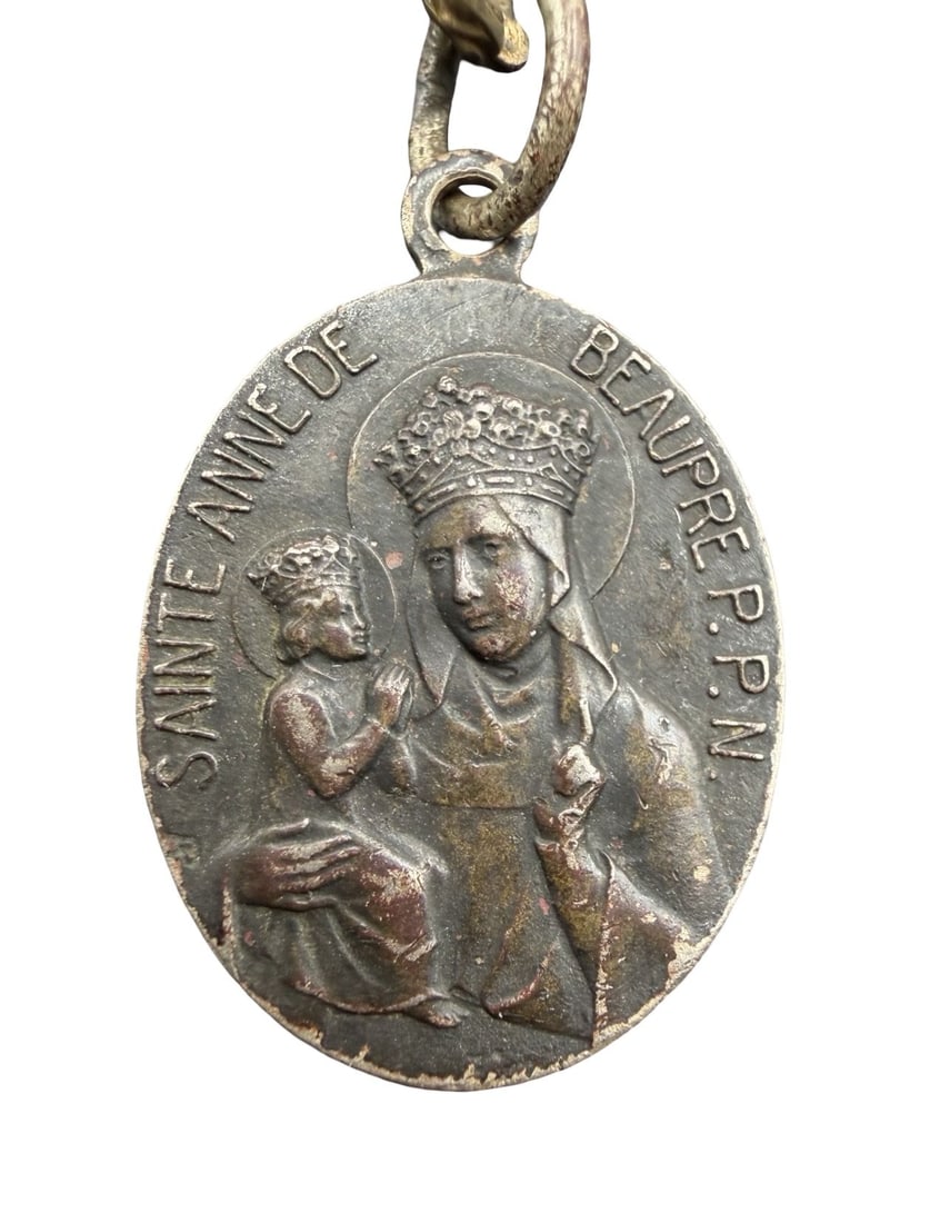 Beautiful Ornate Vintage Gold Filled Pocket Watch Chain /w Saint Anne de Beaupre Religious Pendant: Very good vintage condition with minor patina according to age. Measures approx. 11" long and 1/2" wide and 1/2" high and weighs ca. 19.7 grams. Marked for Gold Filled.