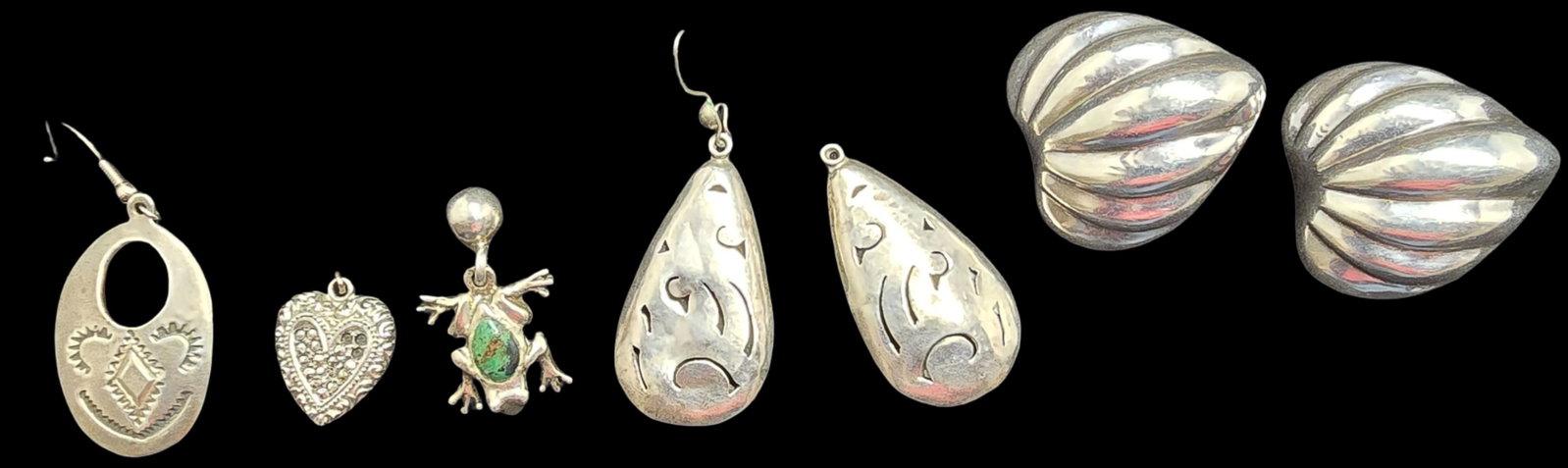 Lot of European Sterling Silver Jewelry Pieces: Good vintage condition w/ patina and wear according to age and use, see pictures. Total weight is ca 34.5 grams.
