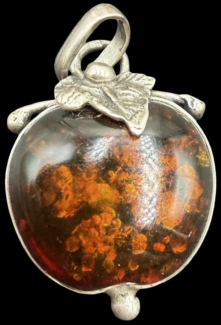 Unusual Ornate Vintage Gilt Sterling Silver & Baltic Amber Apple Pendant Charm: Good vintage condition w/ patina and wear according to age and use, see pictures. Measures approx. 1 3/4" long and 1" wide and weighs ca. 9.8 grams. Tested for Sterling Silver