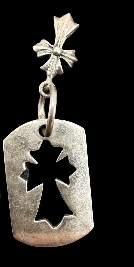 Amazing Ornate Vintage Sterling Silver Cross Pendant: Good vintage condition w/ patina and wear according to age and use, see pictures. Pendant measures approx. 2" long and 3/4" wide and weighs ca. 4.7 grams. Tested for Sterling Silver