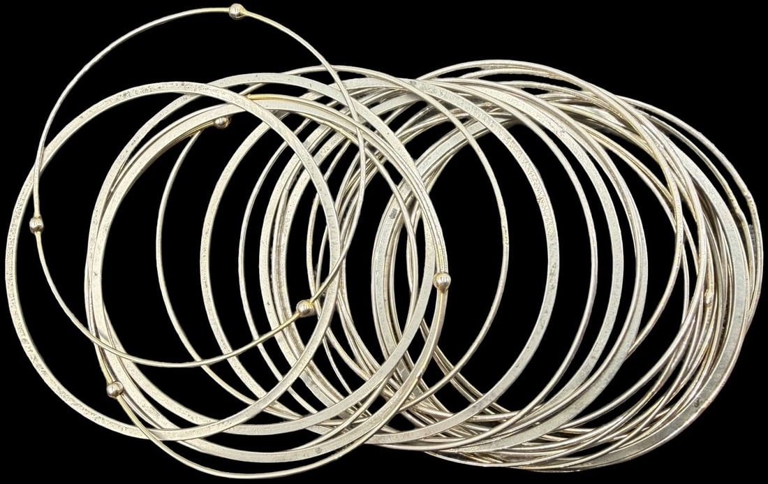 Vintage Silver-Tone Stackable Bangle Bracelets (1 of 2)