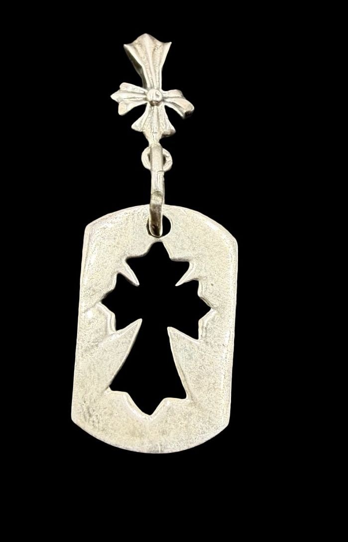 Beautiful Ornate Vintage Sterling Silver Cross Pendant: Good vintage condition w/ patina and wear according to age and use, see pictures. Pendant measures approx. 1 1/2" long and 3/4" wide and weighs ca. 4.7 grams. Tested for Sterling Silver