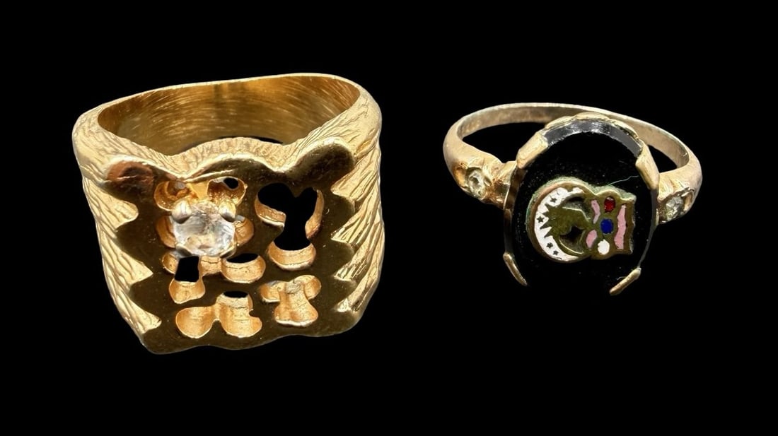 Beautiful Pair of Ornate Vintage Gold Filled Rings: Good vintage condition w/ patina and wear according to age and use, see pictures. Measures approx. 3/4" long and 3/4" wide and weighs ca. 10.5 grams. The rings are sizes 6.5 & 7.