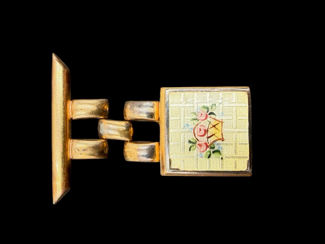 Beautiful Ornate Vintage Gold Filled Flower Motif Picture Locket Lapel Pin: Good vintage condition w/ patina and wear according to age and use, see pictures. Measures approx. 2" long and 1 1/2" wide and weighs ca. 16.8 grams.