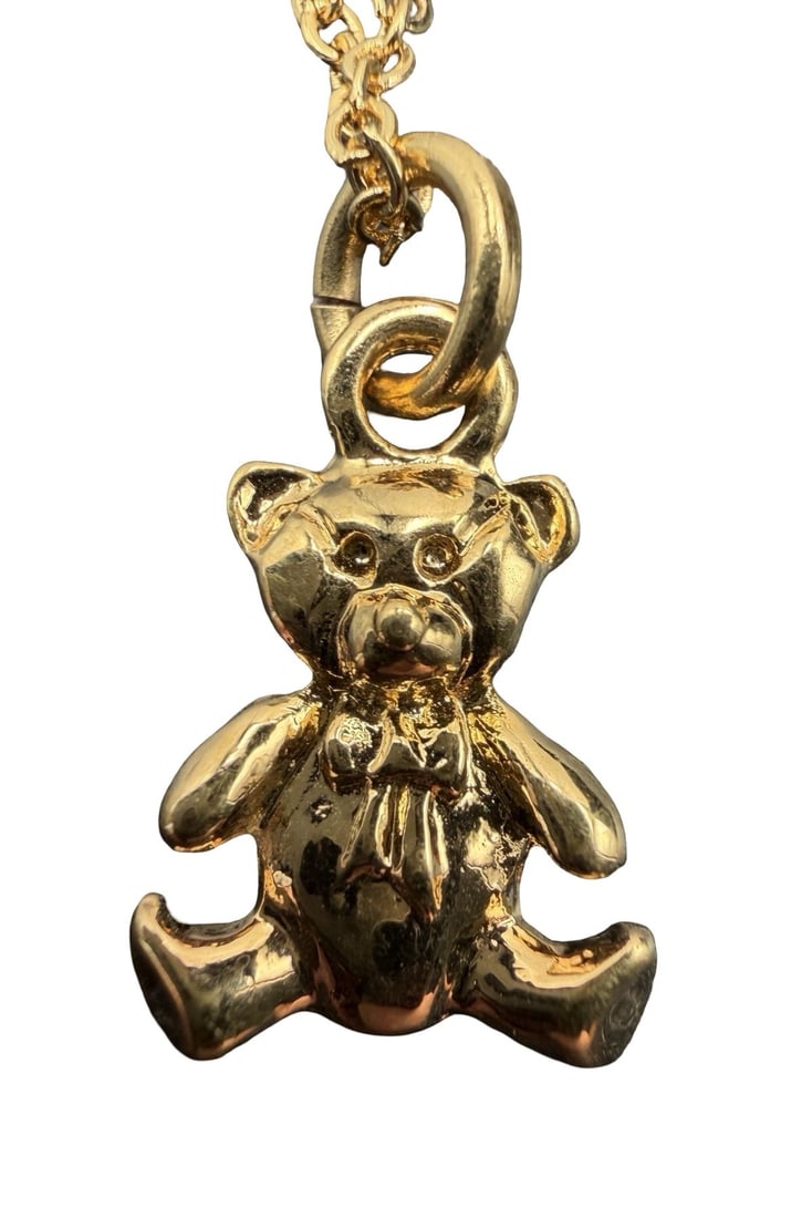 Gorgeous Ornate Vintage Gold Filled Necklace /w Teddy Bear Pendant: Very good vintage condition with minor patina according to age. Pendant measures approx. 1/2" long and 1/2" wide and weighs ca. 3.7 grams. Necklace is ca. 18" long and 1/4" wide.
