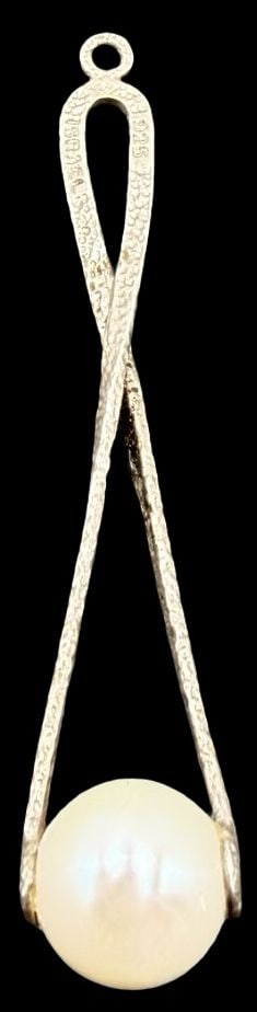 Beautiful Vintage Gilt Sterling Silver & Pearl Pendant Charm: Good vintage condition w/ patina and wear according to age and use, see pictures. Measures approx. 2" long and 1/2" wide and weighs ca. 2.1 grams. Marked Sterling Silver