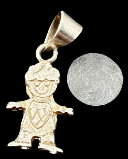 Amazing Ornate Vintage Gilt Sterling Silver Child Pendant Charm: Good vintage condition w/ patina and wear according to age and use, see pictures. Measures approx. 1" long and 1/2" wide and weighs ca. 2.1 grams. Tested for Sterling Silver