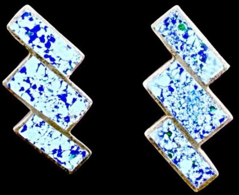 Beautiful Vintage Sterling Silver & Inlaid Blue Gemstone Screw-Back Earrings: Good vintage condition w/ patina and wear according to age and use, see pictures. Measures approx. 1" long and 3/4" wide and weighs ca. 7.8 grams. Tested for Sterling Silver