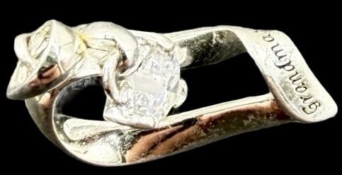 Amazing Ornate Vintage Gilt Sterling Silver & Engraved "GRANDMOTHER" Pendant Charm: Good vintage condition w/ patina and wear according to age and use, see pictures. Measures approx. 1" long and 1/2" wide and weighs ca. 2.2 grams. Tested for Sterling Silver
