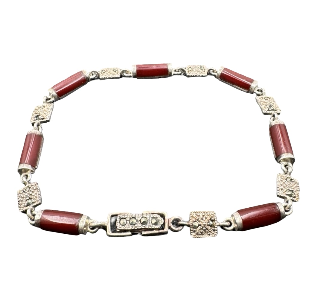 Beautiful Vintage Art Deco Sterling Silver, Marcasite & Red Gemstone Link Bracelet: Very good vintage condition with minor patina according to age. Measures approx. 3.75" x 2" in diameter and weighs ca. 8.68 grams. Marked for Sterling Silver.