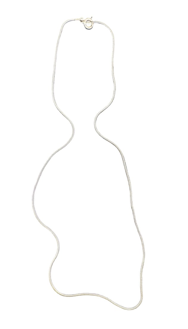 Elegant Vintage Italian Sterling Silver Liquid Link Minimalist Snake Chain: Very good vintage condition with minor patina according to age. Measures approx. 15" long . Weighs ca. 3.24 grams. Marked for Sterling Silver.