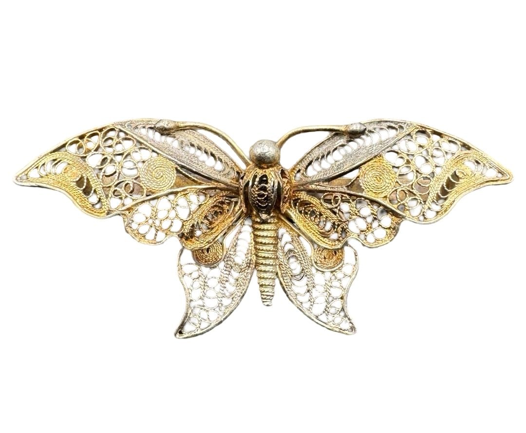 Exquisite Antique European Gilt 800 Silver Filigree Butterfly Trombone Clasp Brooch: Very good vintage condition with minor patina according to age. Measures approx. 2" long x 1" wide. Weighs ca. 6.65 grams. Marked for 800 Silver.