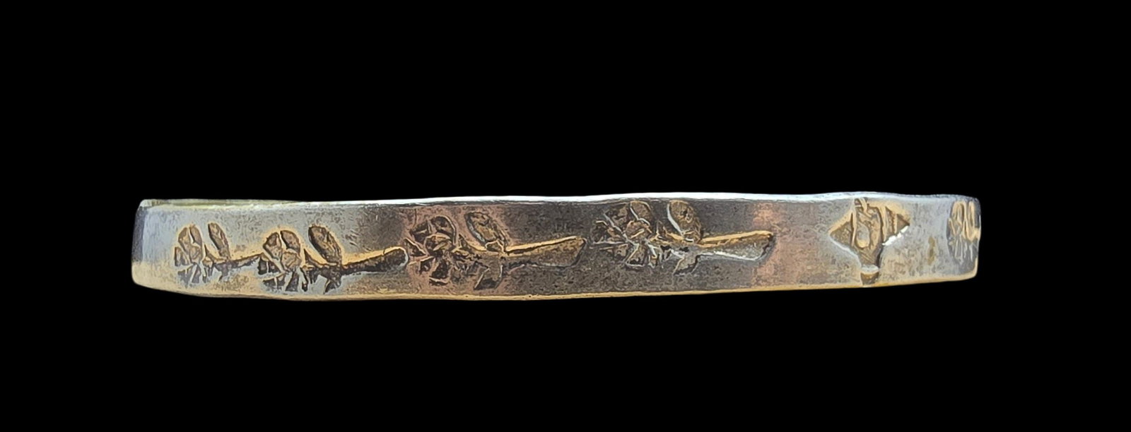 Amazing Vintage TAXCO Mexico Sterling Silver & Ornate Flower Bangle Bracelet: Very good vintage condition with minor patina according to age. The bracelet has an inside circumference of approx. 3" and weighs ca. 15 grams. Marked for Sterling Silver.