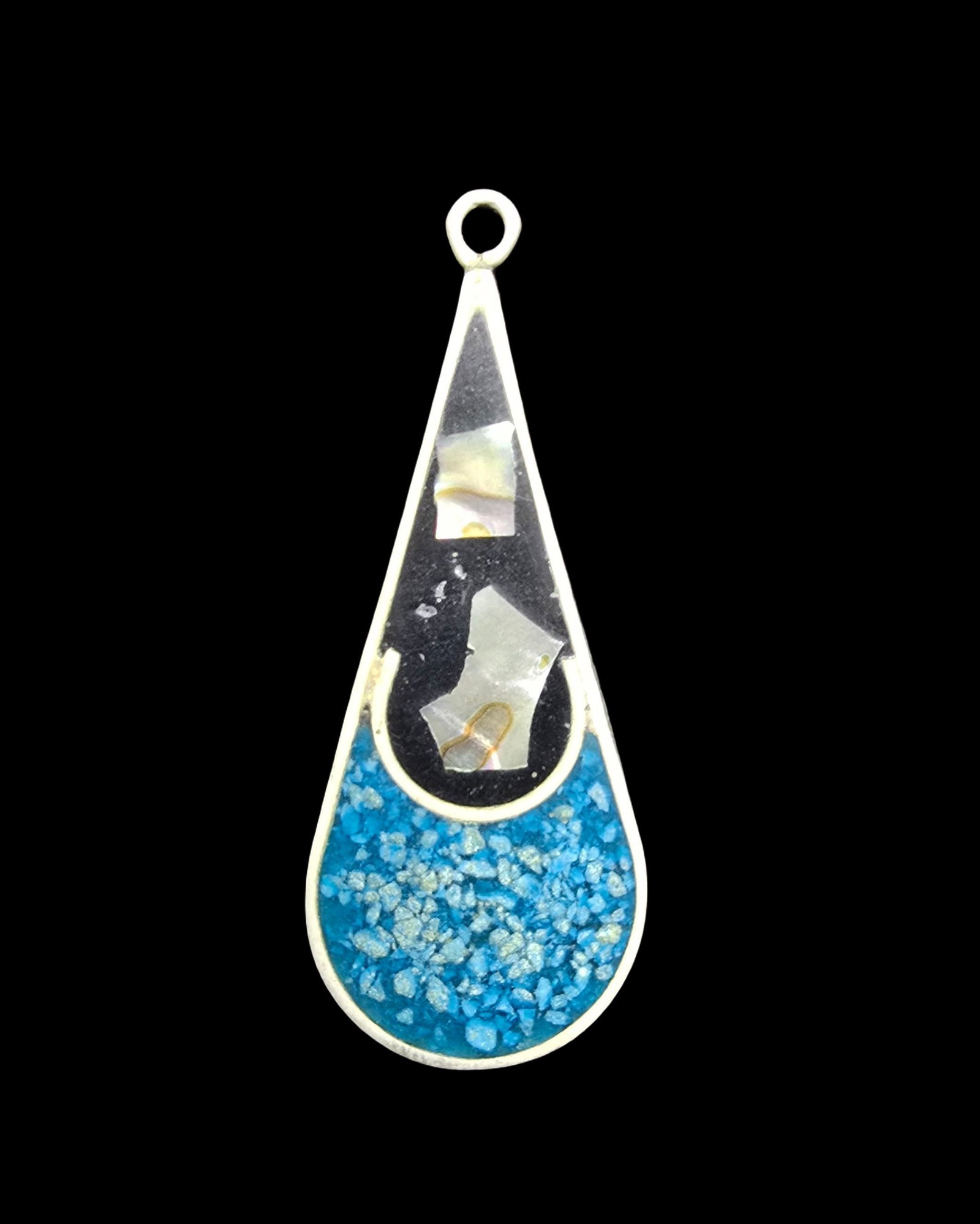 Beautiful Vintage Sterling Silver & Gemstone Mosaic Pendant: Very good vintage condition with minor patina according to age. Measures approx. 1" wide and weighs ca. 2.5 grams. Tested for Sterling Silver.