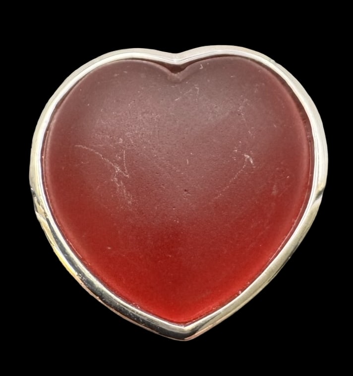 Vintage European Sterling Silver & Red Murano Glass Heart Shaped Designer Pendant: Very good vintage condition with minor patina according to age. Measures approx. 1" long x 1" wide and weighs ca. 17.1 grams. Marked for Sterling Silver.