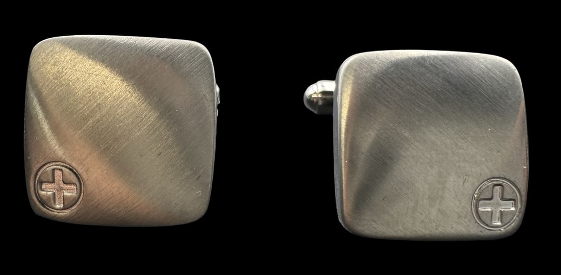 Stylish Vintage STRELLSON Switzerland Silver Metal Cufflinks: Very good vintage condition with minor patina according to age. Measures approx. 5/8" long x 5/8" wide. Marked for STRELLSON