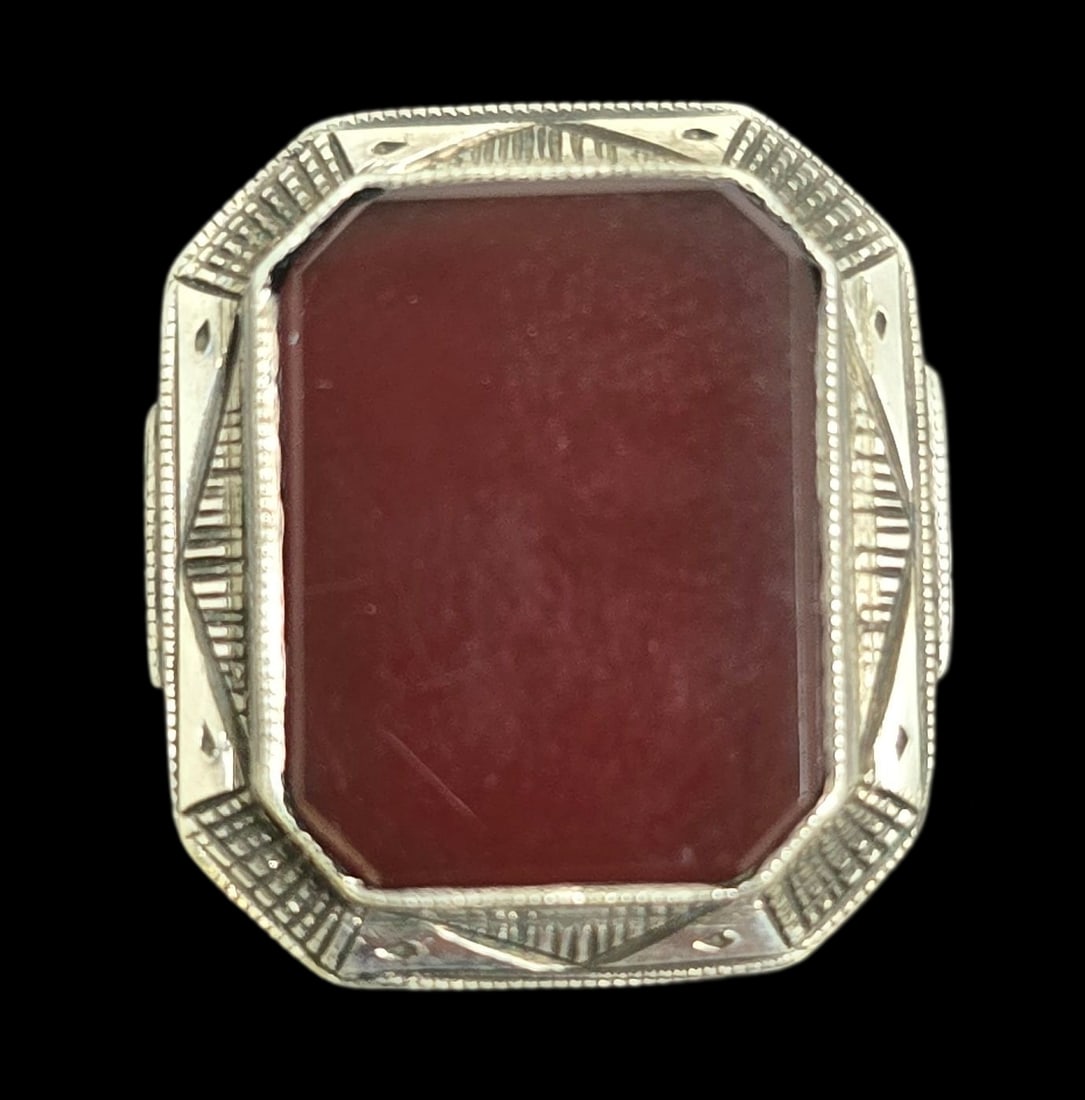 Vintage Mid-Century Modern European 835 Silver & Carnelian Designer Ring - New Old Stock: Very good vintage condition with very minor patina due to storage; new old stock with original tag. The ring is a size 5" and weighs ca. 6.5 grams. Marked for 835 (83.5%) silver.