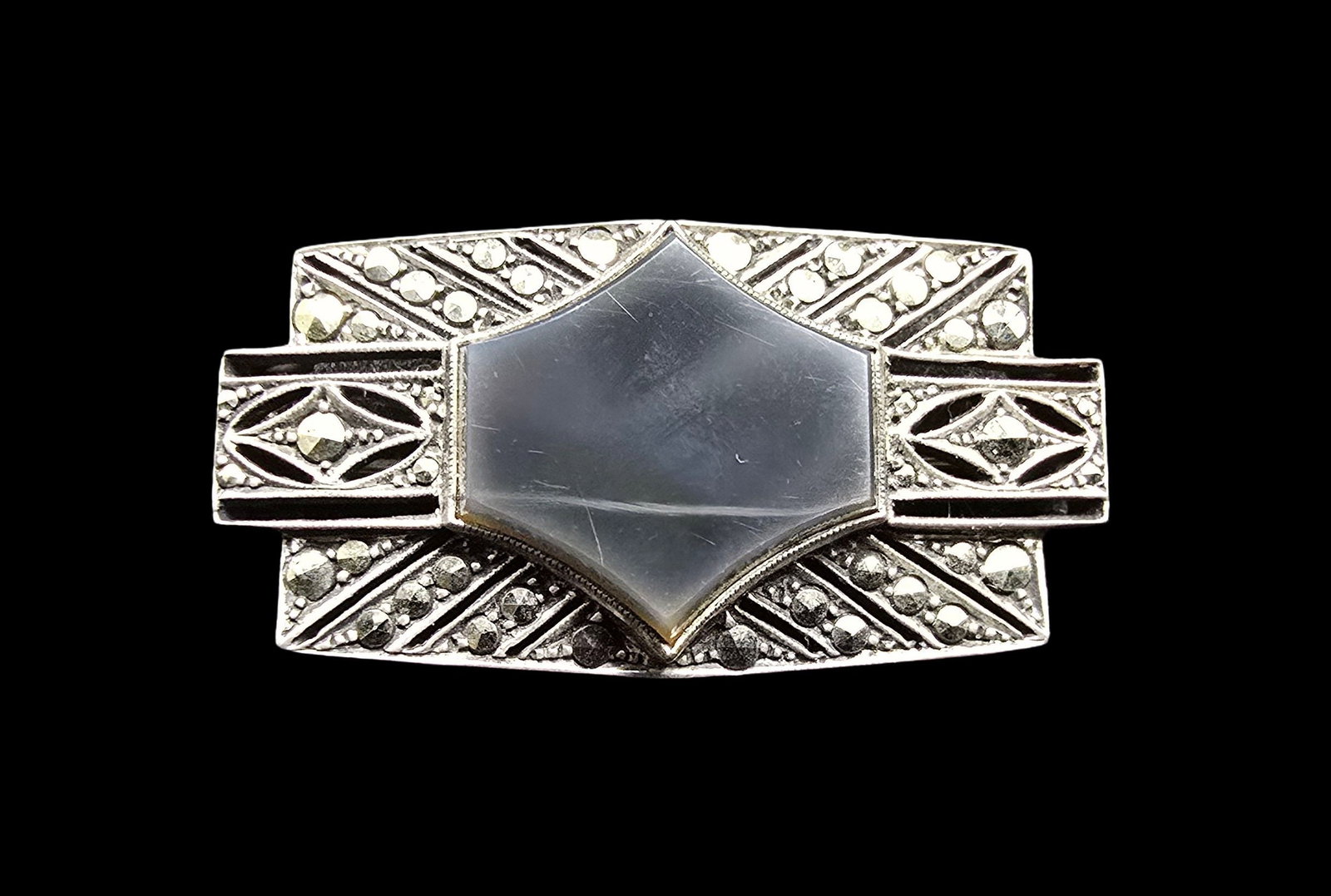 Stylish Antique Art Nouveau European 800 Silver, Marcasite & Agate Pin Brooch: Very good antique condition with minor patina according to age. Measures approx. 1 1/2" wide and weighs ca. 6.5 grams. Tested for Silver.